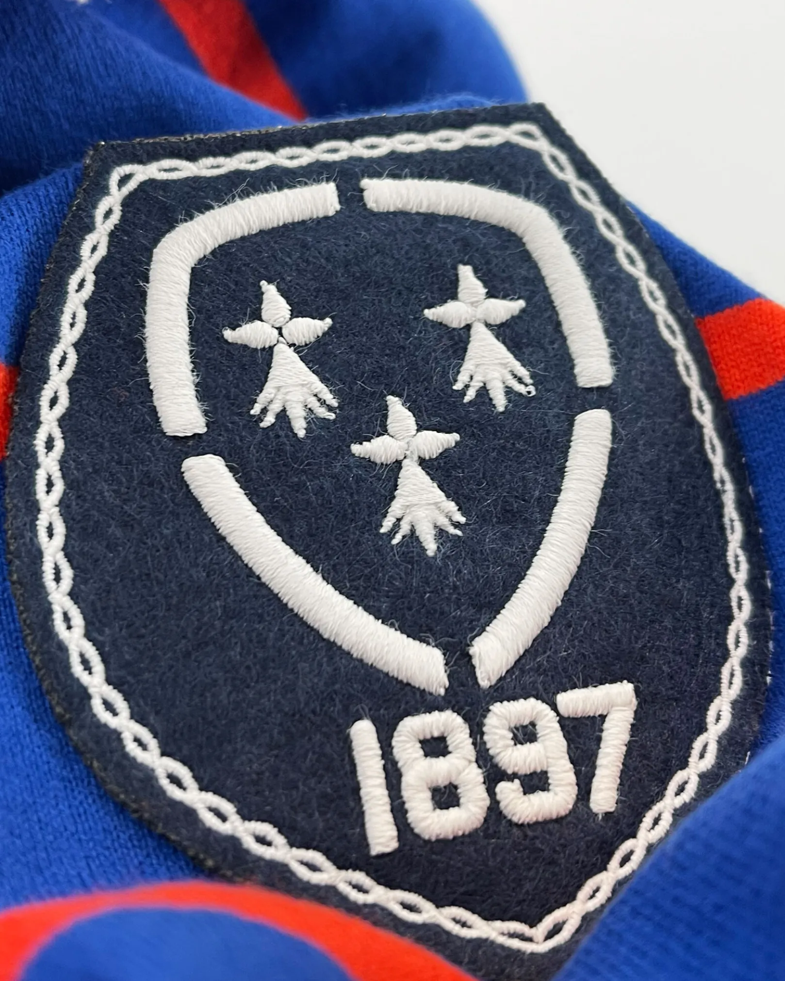 Het Klassieke Gebreide Rugbyshirt Van 100% Katoen